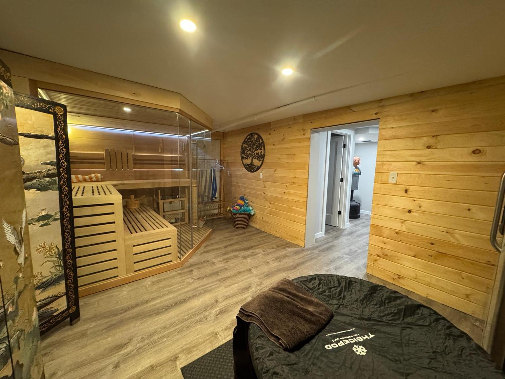 Bed & Breakfast Christmas Cove