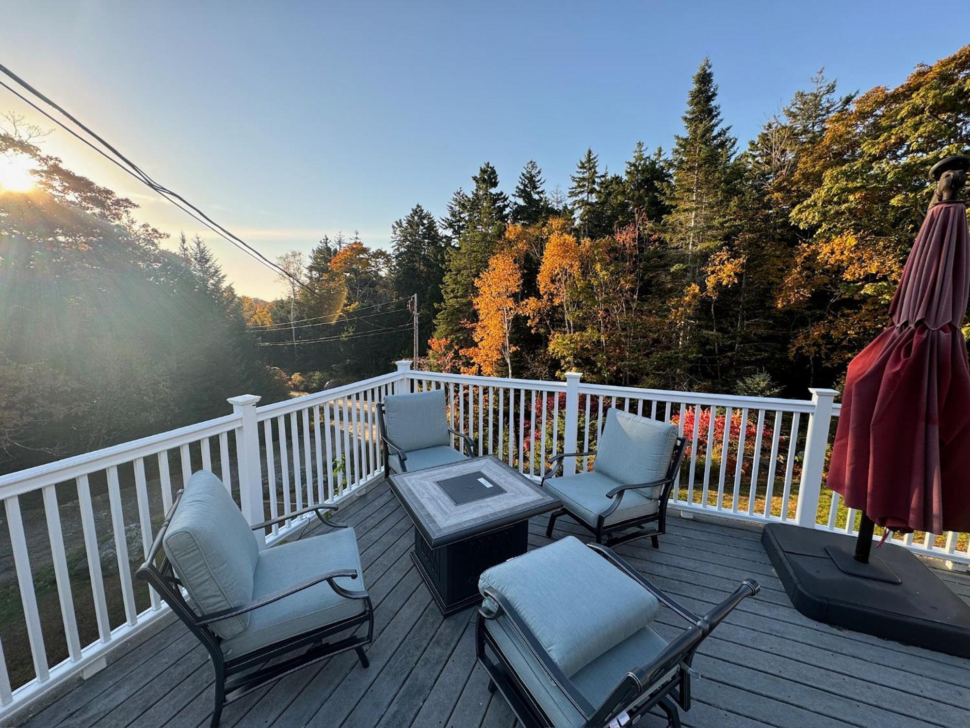 Bed & Breakfast Christmas Cove *